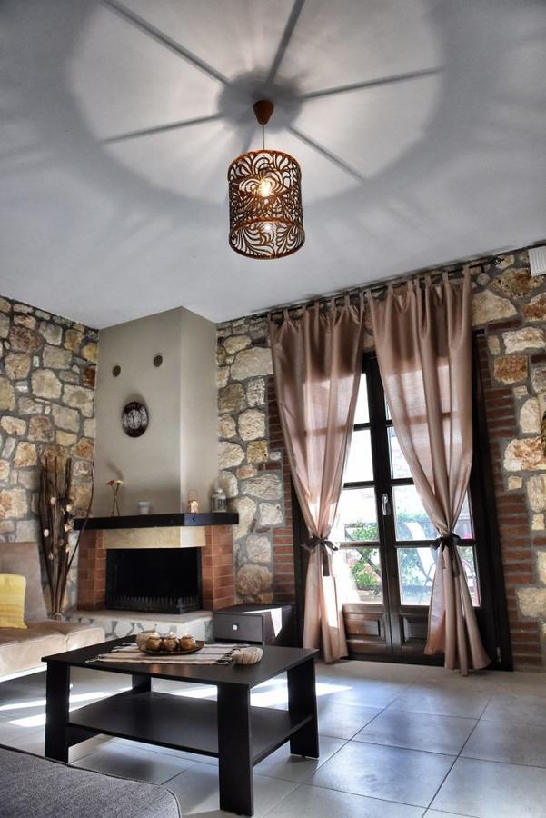 Sunstone Villas Psakoudia Exterior photo
